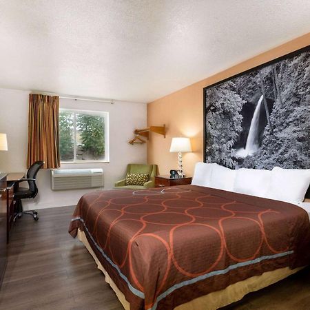 Super 8 By Wyndham The Dalles Or Exteriér fotografie