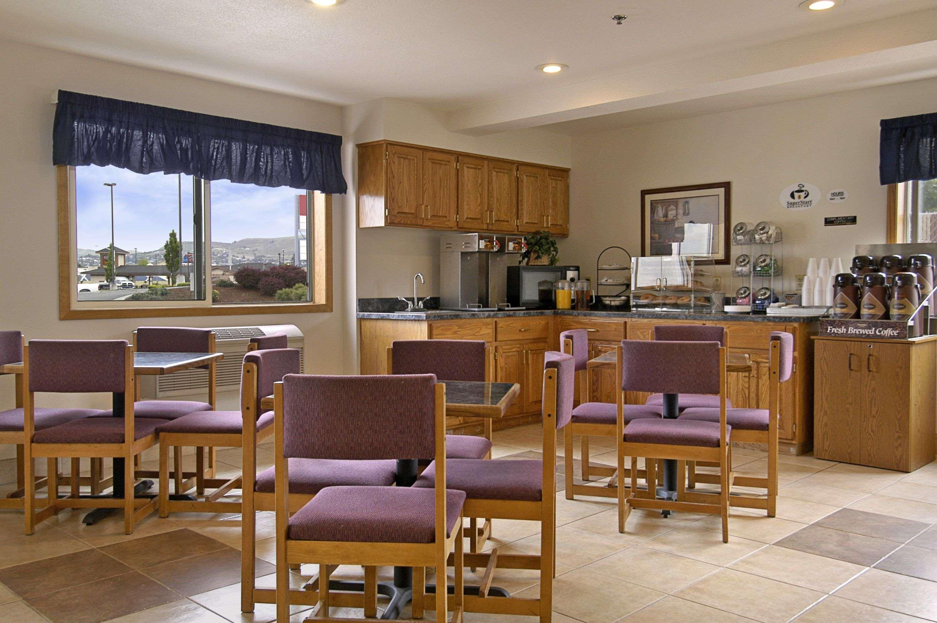 Super 8 By Wyndham The Dalles Or Exteriér fotografie