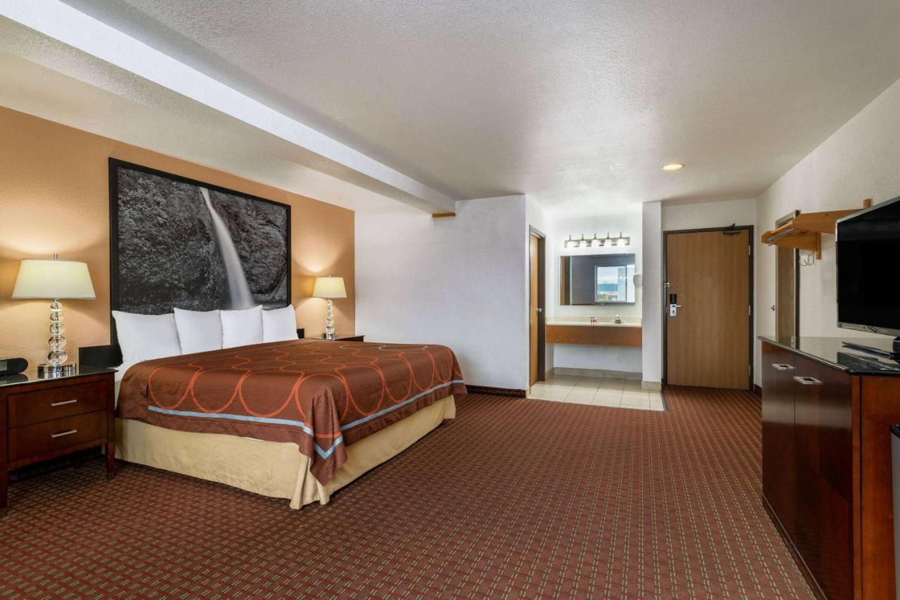 Super 8 By Wyndham The Dalles Or Exteriér fotografie