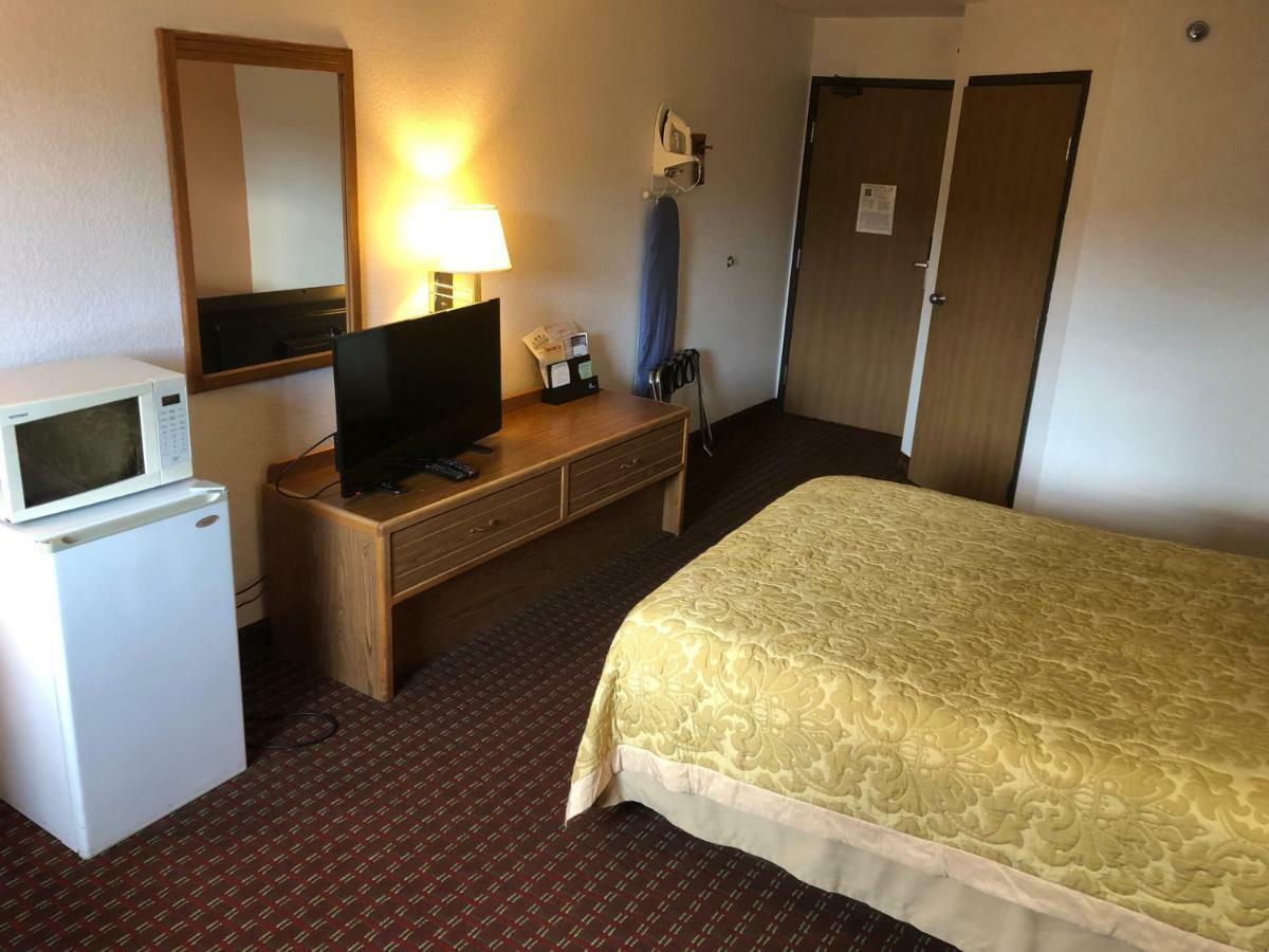 Super 8 By Wyndham The Dalles Or Exteriér fotografie